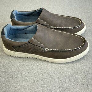 NEW Izod Hampton Men's Size 10.5 M Slip-On Shoes Brown Memory Foam